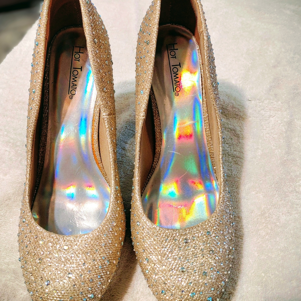 Hot Tomato Gold Glitter Women's Shoes